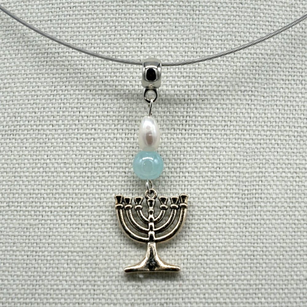Choker with Freshwater Pearl and Aqua Chalcedony stone. Menorah pendant. - Picture 2 of 3